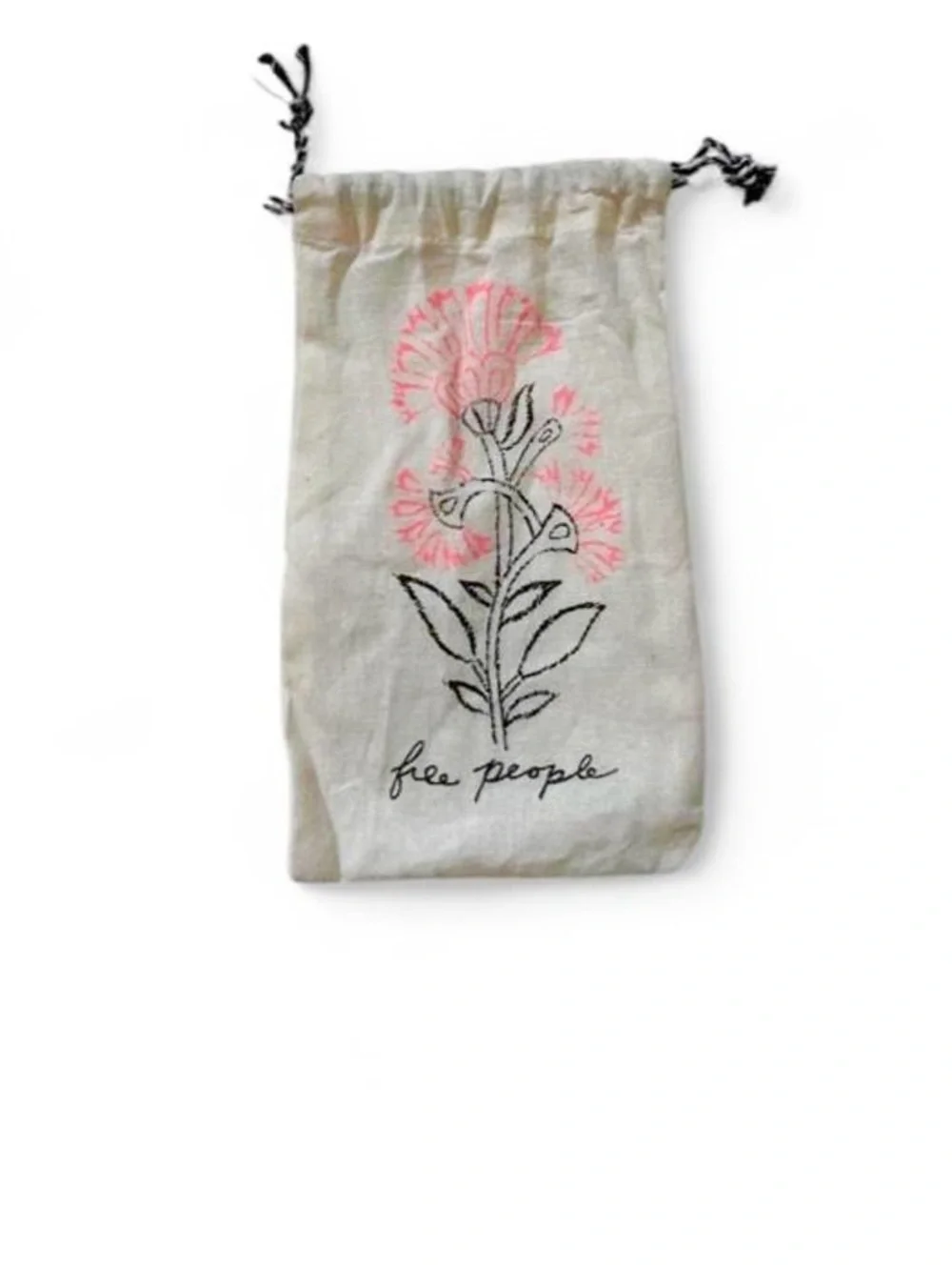 Free People stylish heart